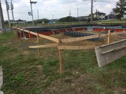 基礎工事　型枠　配筋